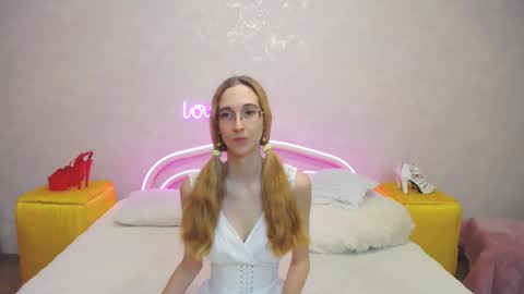 Klary online show from 01-27-25, 10:06