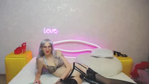 Klary online show from 02-26-25, 04:14