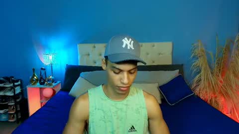 Snapshot of klaton__ chatting on 10-31-25, 11:28 klaton__ online show from 10-31-25, 11:28