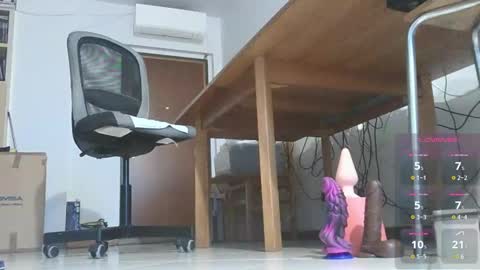 Klaudia online show from 12-13-24, 06:53