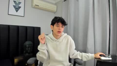 KLAUS online show from 02-27-25, 07:44