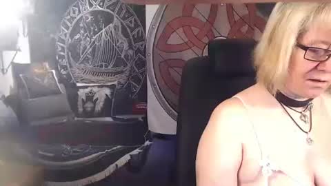 Michelle online show from 02-23-25, 09:55