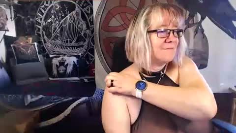 Michelle online show from 09-20-25, 08:37