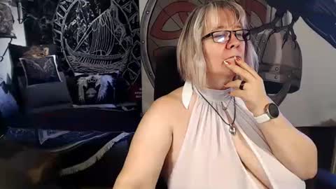 Michelle online show from 09-25-25, 07:45