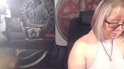 Michelle online show from 11-16-25, 05:29