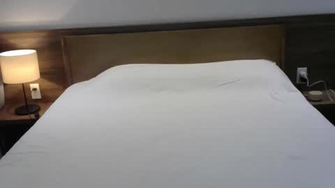 Snapshot of kleo901854860422 chatting on 06-02-26, 01:24 kleo901854860422 online show from 06-02-26, 01:24
