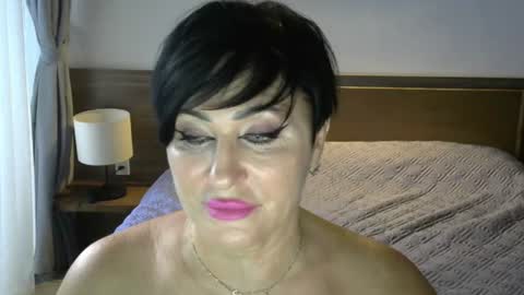 Snapshot of kleo901854860422 chatting on 07-25-26, 10:57 kleo901854860422 online show from 07-25-26, 10:57