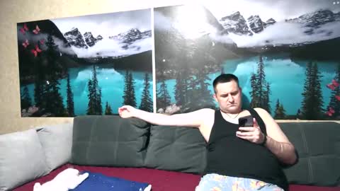 Kleosnow online show from 04-25-26, 04:37