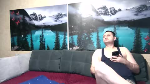 Snapshot of kleosnow chatting on 04-28-26, 08:30 Kleosnow online show from 04-28-26, 08:30
