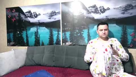 Snapshot of kleosnow chatting on 05-01-26, 09:03 Kleosnow online show from 05-01-26, 09:03