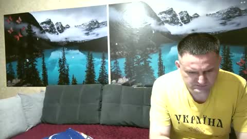 Snapshot of kleosnow chatting on 05-08-26, 08:03 Kleosnow online show from 05-08-26, 08:03