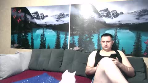 Snapshot of kleosnow chatting on 05-11-26, 08:42 Kleosnow online show from 05-11-26, 08:42