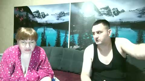 Snapshot of kleosnow chatting on 05-14-26, 10:00 Kleosnow online show from 05-14-26, 10:00