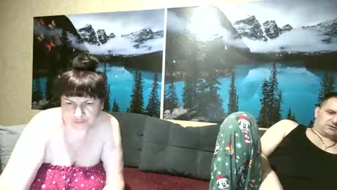 Snapshot of kleosnow chatting on 05-20-26, 08:15 Kleosnow online show from 05-20-26, 08:15