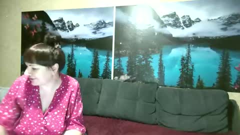 Snapshot of kleosnow chatting on 05-25-26, 09:26 Kleosnow online show from 05-25-26, 09:26