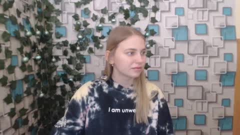 klerkarina online show from 12-17-24, 09:39