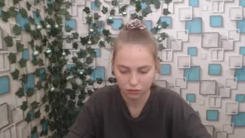 klerkarina online show from 01-10-25, 07:57