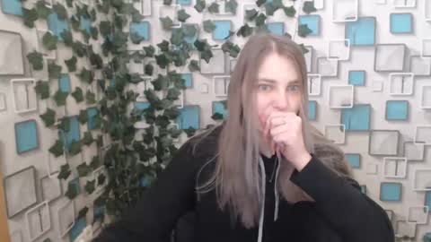 klerkarina online show from 02-22-25, 05:44