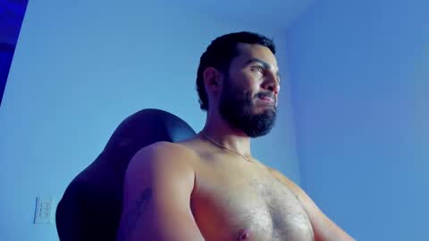 Snapshot of klinsmannwalton chatting on 11-11-25, 02:55 klinsmannwalton online show from 11-11-25, 02:55