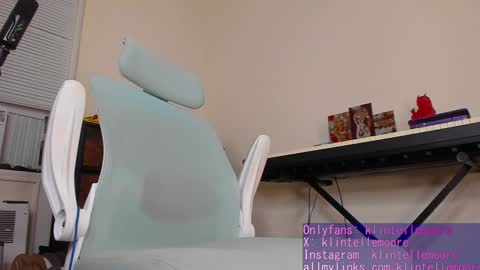 Klintelle Moore online show from 12-24-24, 01:27