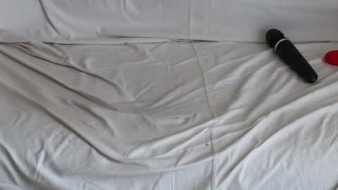 Snapshot of klitores chatting on 02-25-25, 05:41 ALYONA online show from 02-25-25, 05:41