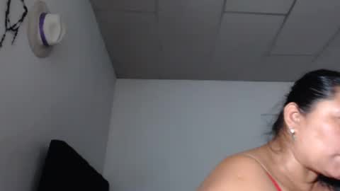 Snapshot of kloe_boobs chatting on 11-24-25, 04:34 Kloe online show from 11-24-25, 04:34