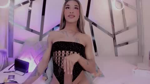 Snapshot of kloe_hh chatting on 03-07-26, 09:23 Kloe online show from 03-07-26, 09:23