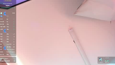 Snapshot of kloe_raize chatting on 12-14-24, 01:39 Kloe online show from 12-14-24, 01:39