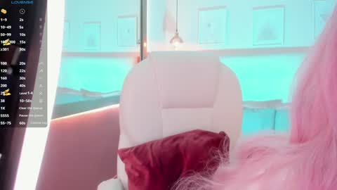 Snapshot of kloe_raize chatting on 12-17-24, 11:16 Kloe online show from 12-17-24, 11:16