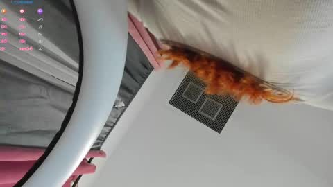 Snapshot of kloe_raize chatting on 09-17-25, 06:04 Kloe online show from 09-17-25, 06:04