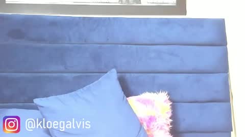 KLOE online show from 09-23-25, 01:52