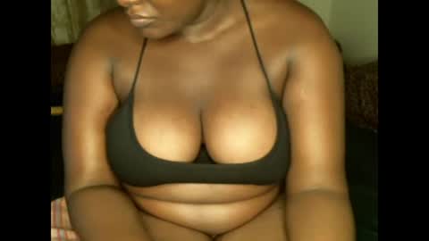 Snapshot of kmagie chatting on 01-26-25, 12:33 kmagie online show from 01-26-25, 12:33