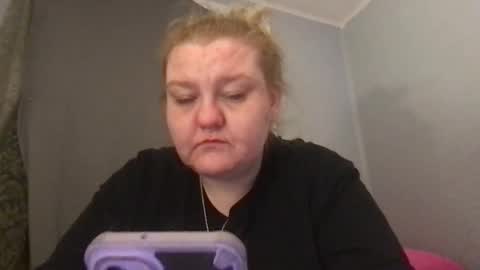 Snapshot of kmarie1196 chatting on 03-16-26, 01:00 kmarie1196 online show from 03-16-26, 01:00