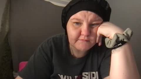 Snapshot of kmarie1196 chatting on 03-19-26, 02:26 kmarie1196 online show from 03-19-26, 02:26