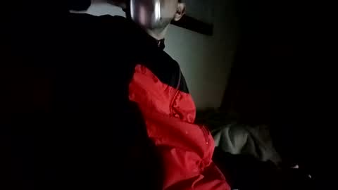 Snapshot of kmilo273079 chatting on 12-31-24, 02:08 juan online show from 12-31-24, 02:08