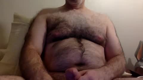 Snapshot of knbnyc chatting on 12-16-25, 06:18 knbnyc online show from 12-16-25, 06:18