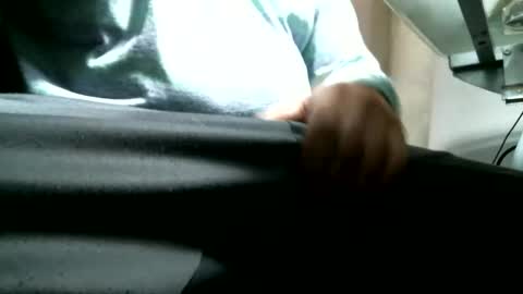 Snapshot of knickfranco chatting on 03-29-26, 08:03 knickfranco online show from 03-29-26, 08:03