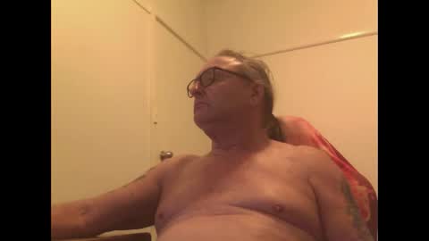 Snapshot of knobout chatting on 03-21-26, 11:08 knobout online show from 03-21-26, 11:08