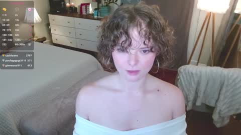 knowlita  online show from 12-12-24, 07:04