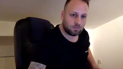 hugo online show from 03-22-26, 01:53