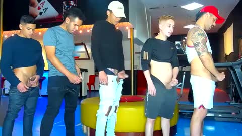 Snapshot of kobayaske chatting on 01-11-25, 12:33 kobayaske online show from 01-11-25, 12:33