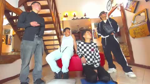 Snapshot of kobayaske chatting on 02-16-25, 12:19 kobayaske online show from 02-16-25, 12:19