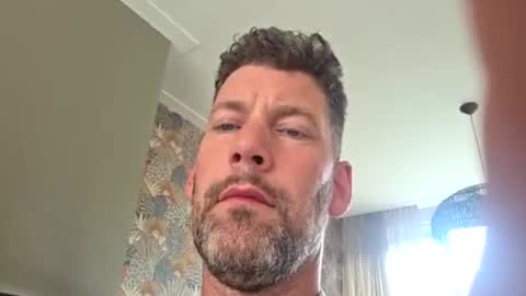 kobelalakers2423 online show from 07-20-26, 11:56