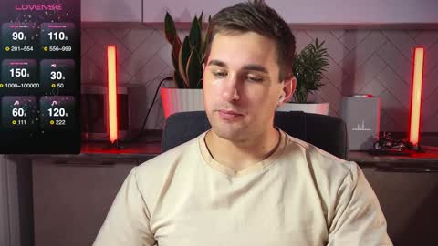 Snapshot of kochka25 chatting on 01-22-25, 11:23 Sweet boy online show from 01-22-25, 11:23