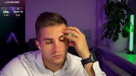 Snapshot of kochka25 chatting on 09-18-25, 11:23 Sweet boy online show from 09-18-25, 11:23