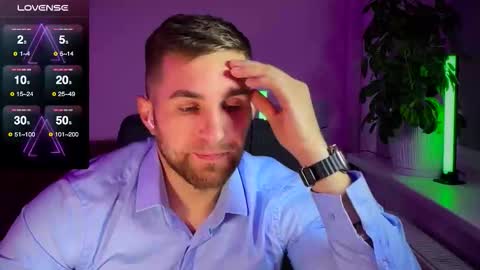 Snapshot of kochka25 chatting on 10-26-25, 03:40 Sweet boy online show from 10-26-25, 03:40