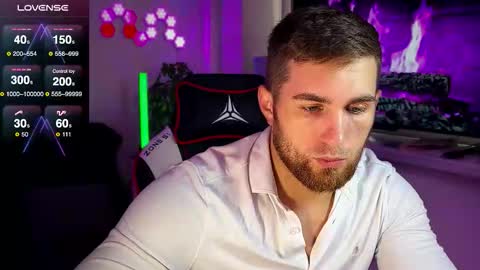 Snapshot of kochka25 chatting on 11-04-25, 11:09 Sweet boy online show from 11-04-25, 11:09