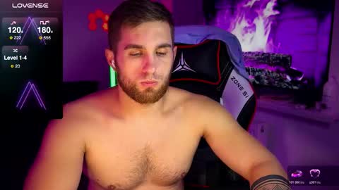 Snapshot of kochka25 chatting on 11-09-25, 12:20 Sweet boy online show from 11-09-25, 12:20