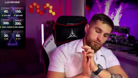 Snapshot of kochka25 chatting on 11-20-25, 08:14 Sweet boy online show from 11-20-25, 08:14