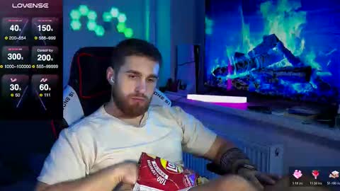 Snapshot of kochka25 chatting on 12-02-25, 06:03 Sweet boy online show from 12-02-25, 06:03